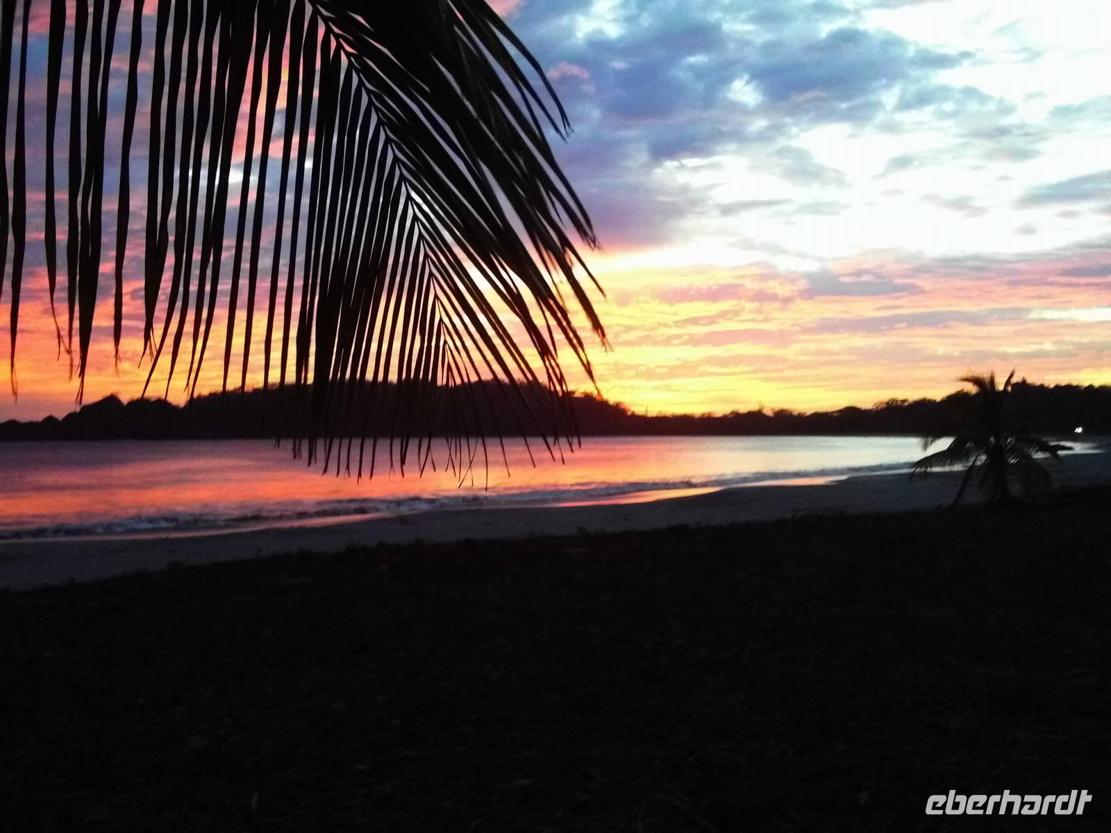 Sonnenuntergang am Carrillo-Beach