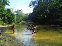 Flussquerung bei Ebbe