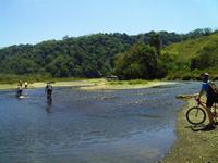 Durchquerung des Tulin-Flusses