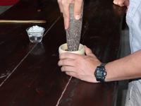 Kakao wird zerkleinert...