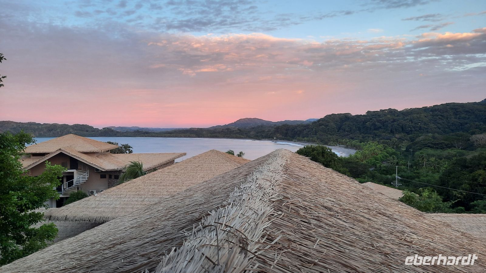 060 – Costa Rica, Samara, Nammbú Beachfront Bungalows