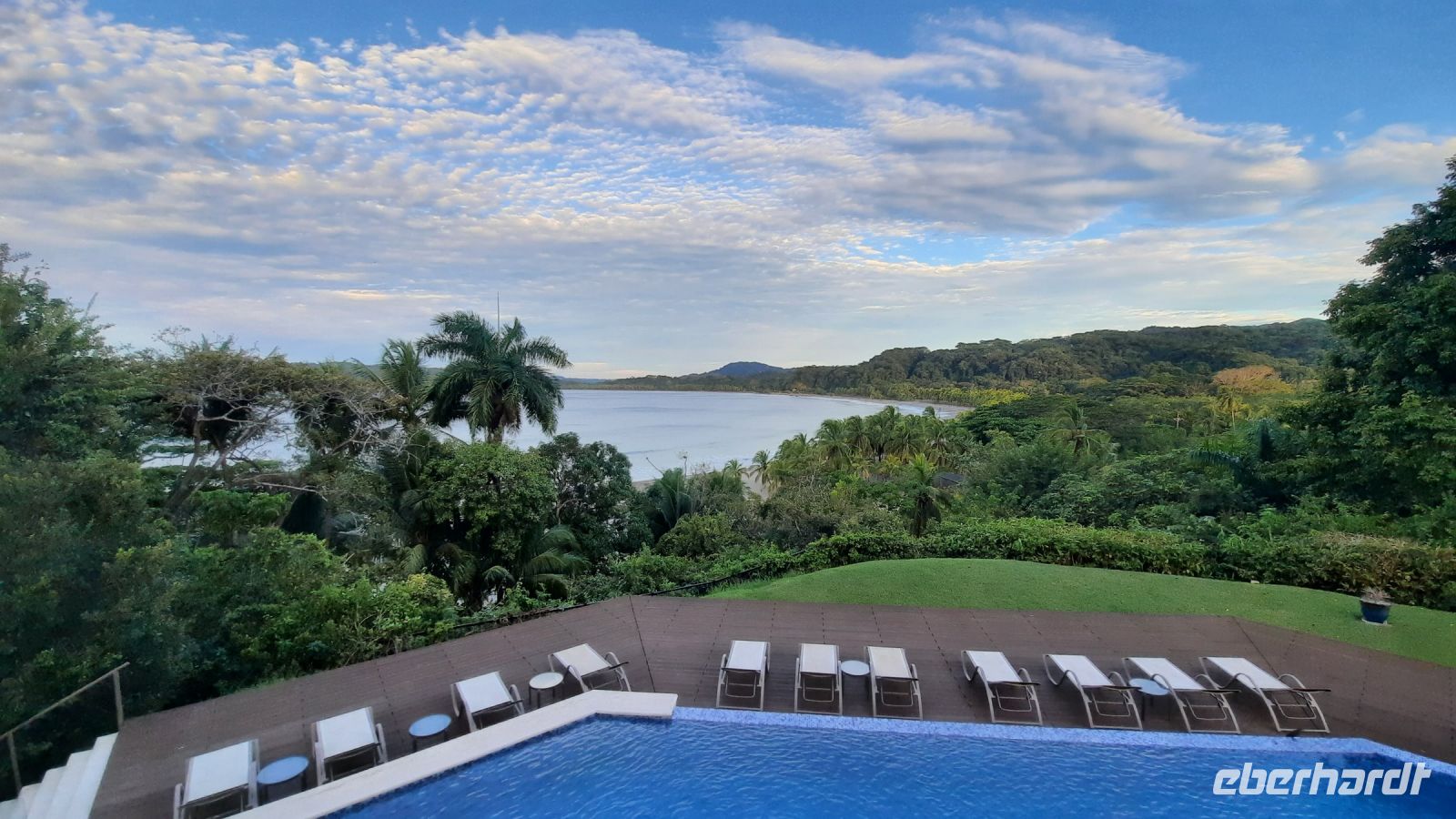 062 – Costa Rica, Samara, Nammbú Beachfront Bungalows