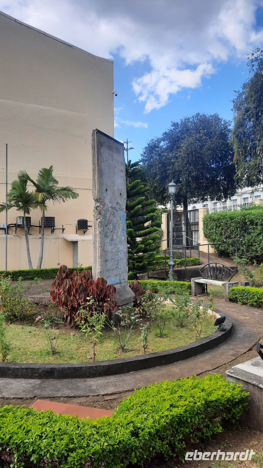 302 – Costa Rica, San Jeso, Berliner Mauer