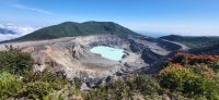 10 Blick in den Kratersee des Vulkan Poas
