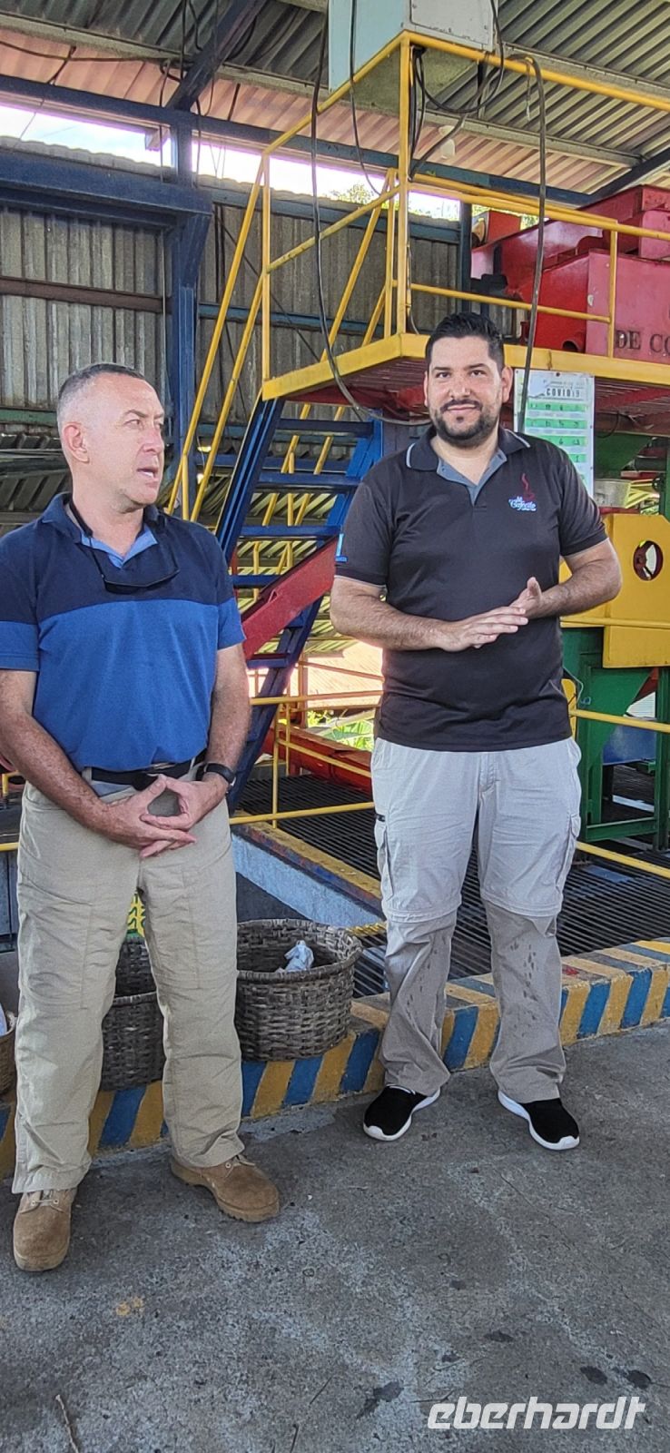 16 Hiro und Juan übersezten