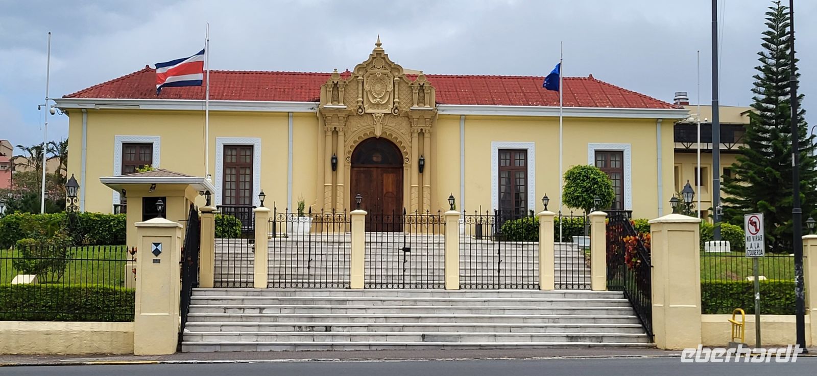 338 Außenministerium San José