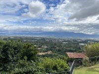 Blick ins Zentraltal San José - Abschiedsmittagessen