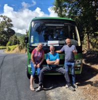 203 Team Costa Rica 2026 mit Nico, Gerardo und Susanne &ndash; &copy; Susanne Schirmann (Eberhardt TRAVEL)