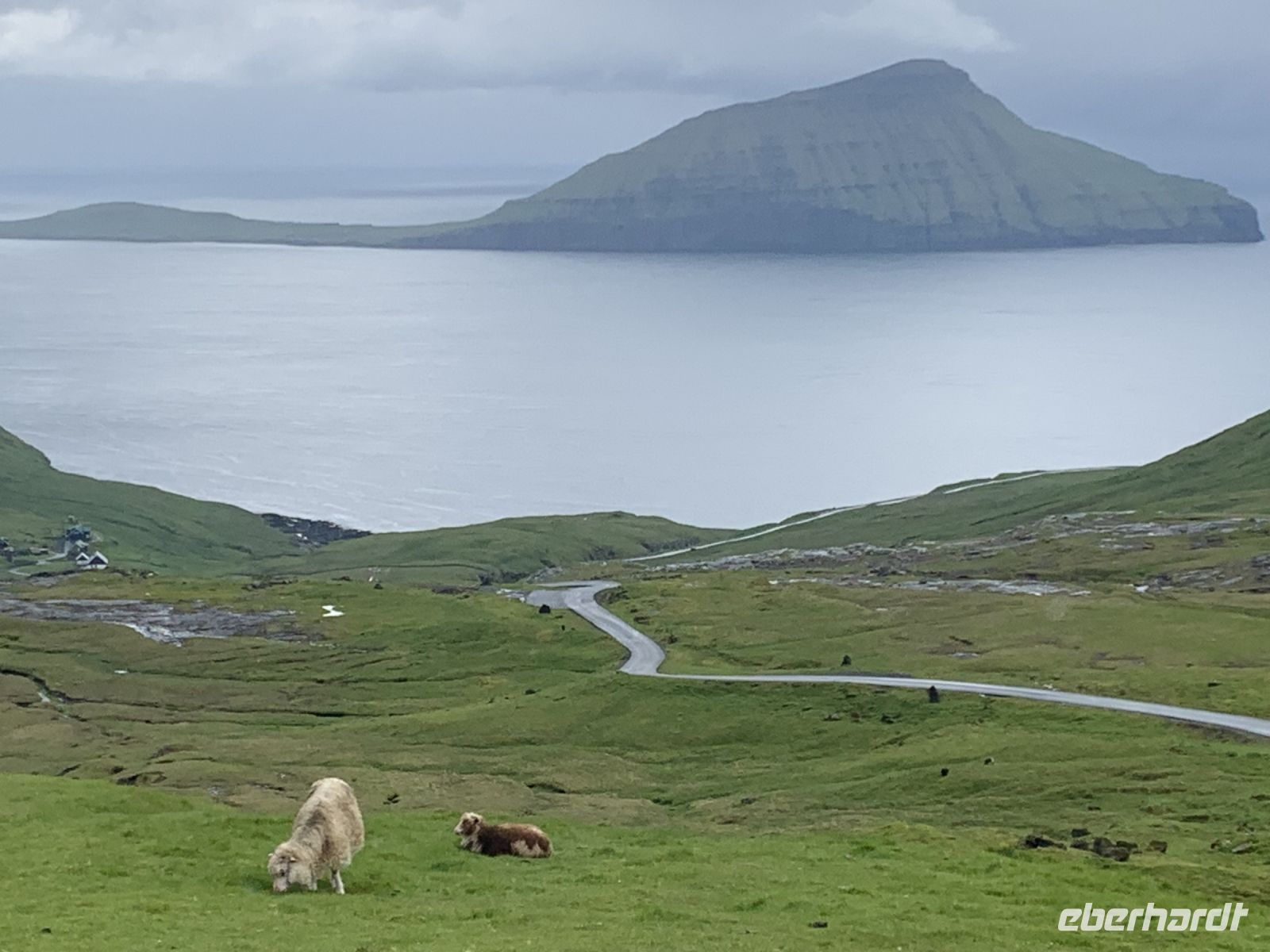 Blick auf Koltur - Färöer Inseln
