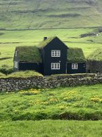 Bauernhof Husavik - Insel Sandøy - Färöer Inseln