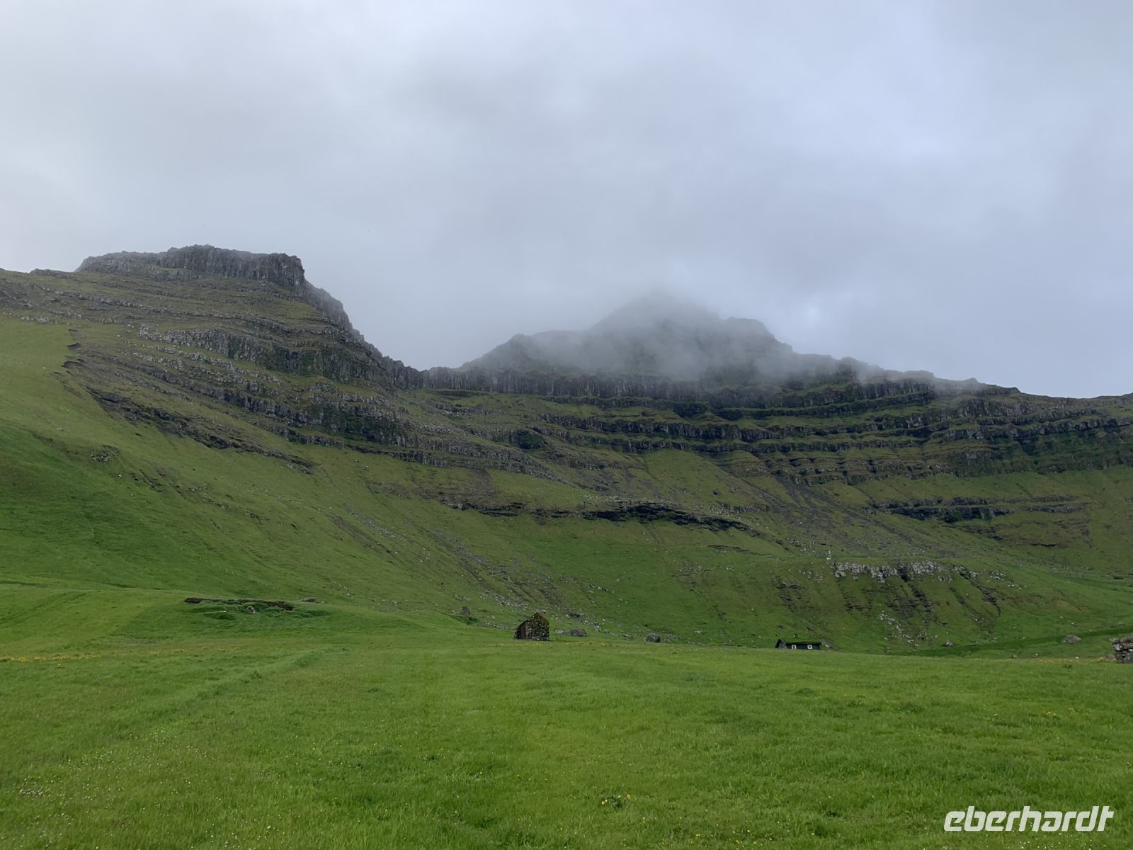 Das Dorf Trøllanes - Kalsoy - Färöer Inseln