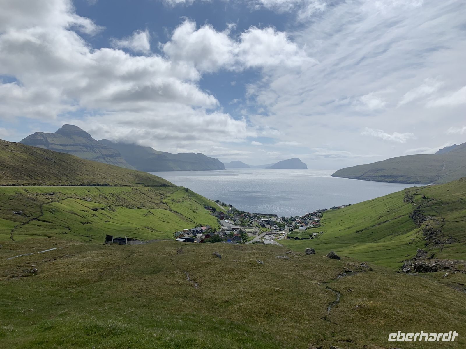 Blick auf Kvivik - Insel Streymoy - Färöer Inseln