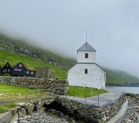 Faröer - Kirkjubøur Ólavskirkjan