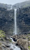 Faröer - Wasserfall Fossa