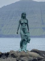 Faröer - Mikladalur Robbenfrau