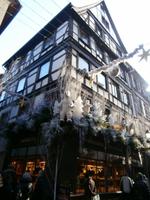 unterwegs in Strassburg -  weihnachtlich gemückte Häuser