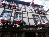 unterwegs in Strassburg -  weihnachtlich gemückte Häuser