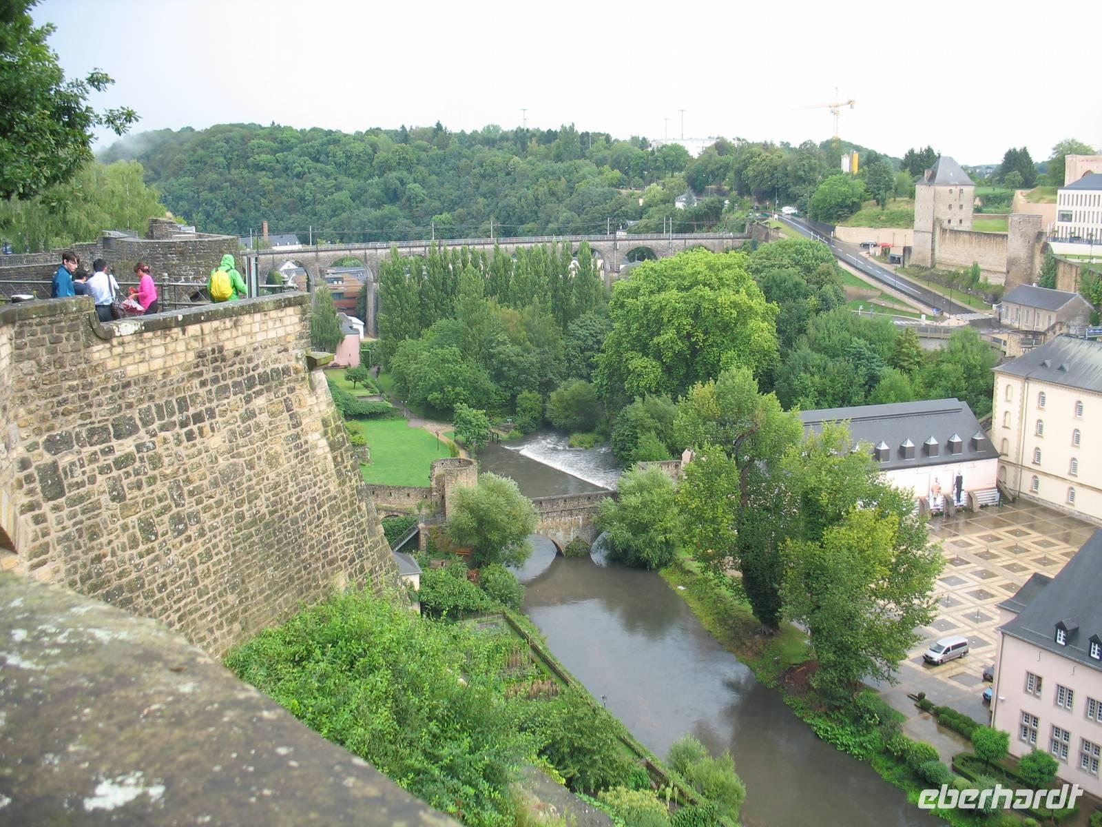 Alzettetel, blick auf das Eienbahnviadukt