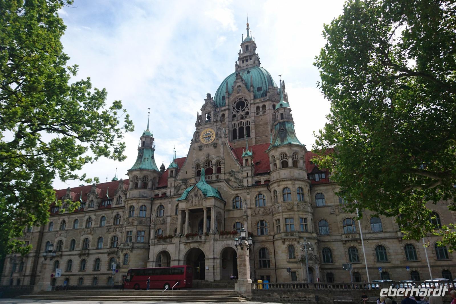 Seitliche Ansicht Rathaus Hannover