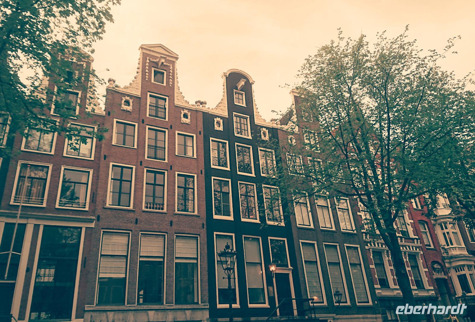 Die tollen Häuser in Amsterdam