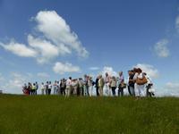Küstenrundfahrt - Gruppe auf dem Deich