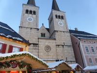 Berchtesgaden - Schloßplatz mit Stiftskirche und Weihnachtsmarkt