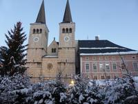 Berchtesgaden - Schloßplatz mit Stiftskirche