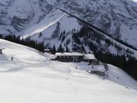 Blick auf Gaststätte Ahornkaser auf der Rossfeldhöhenstrasse