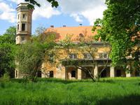 Schloss zwischen Roudnice und Melnik
