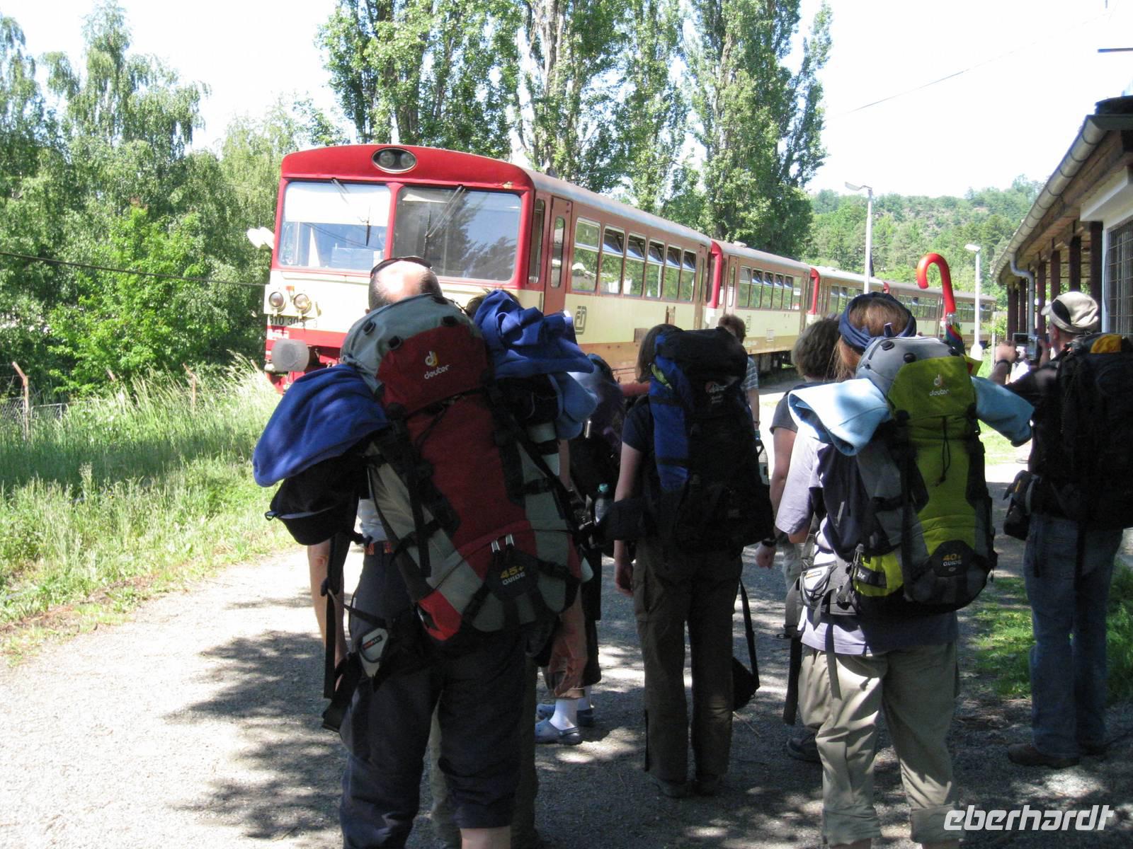 Bahnfahrt im Sazavatal