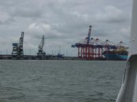 Horumersiel, Wattschiffahrt zum Jade-Weser-Port