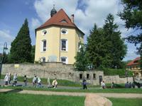 Auf dem Weg zur Kirche in Großschönau