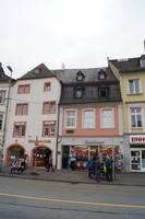 Ironie der Geschichte: Ein €-Shop im Elternhaus von Karl Marx 