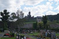 Reichsburg Cochem und Stadtmauer