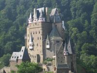 Burg Eltz vom Osten