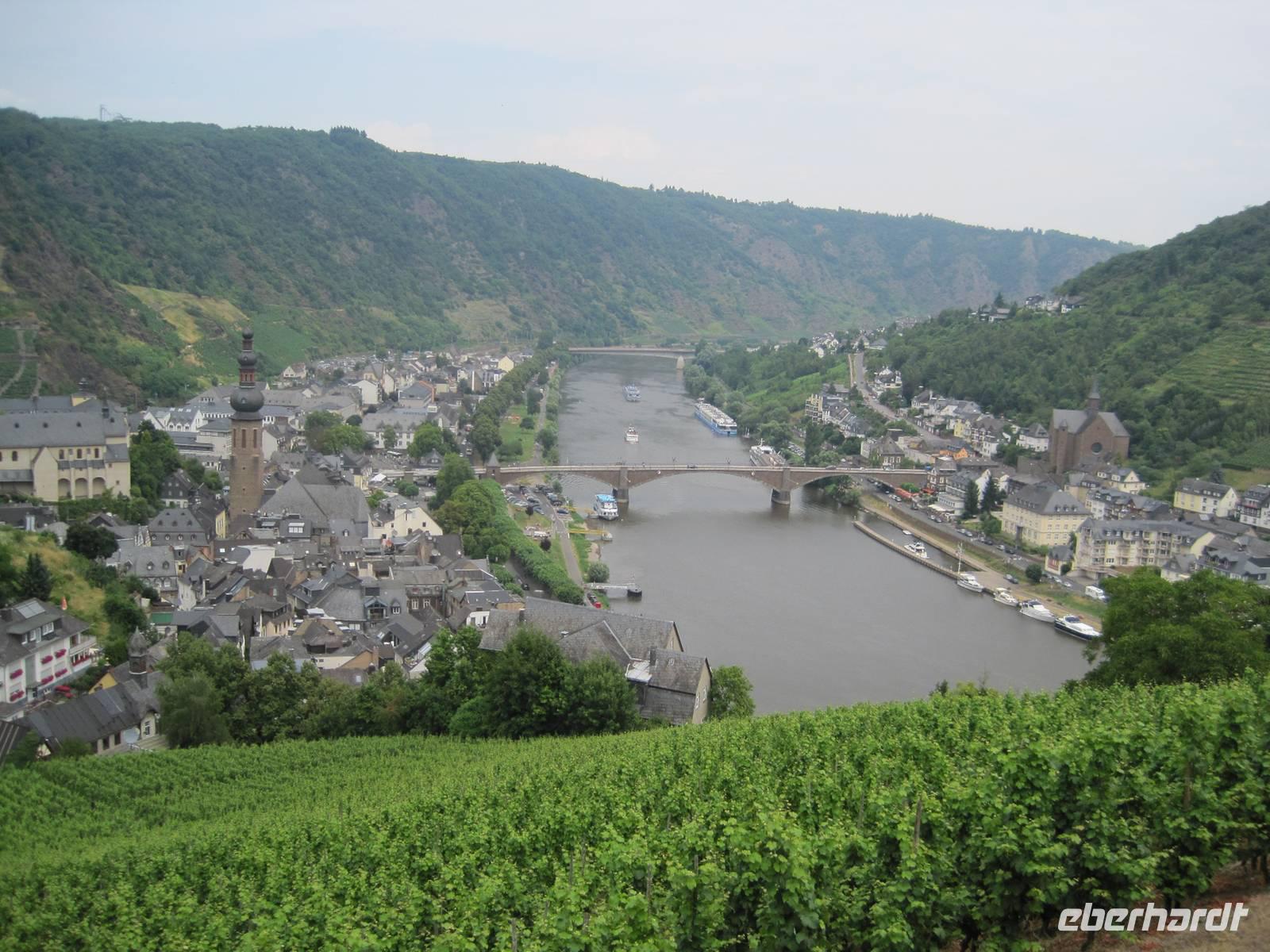 Sicht auf Altstadt Cochem und Mosel