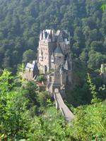 Burg Eltz von oben