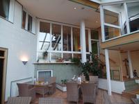 im Wintergarten des Hotels