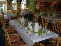 im Restaurant am Ostersonntag