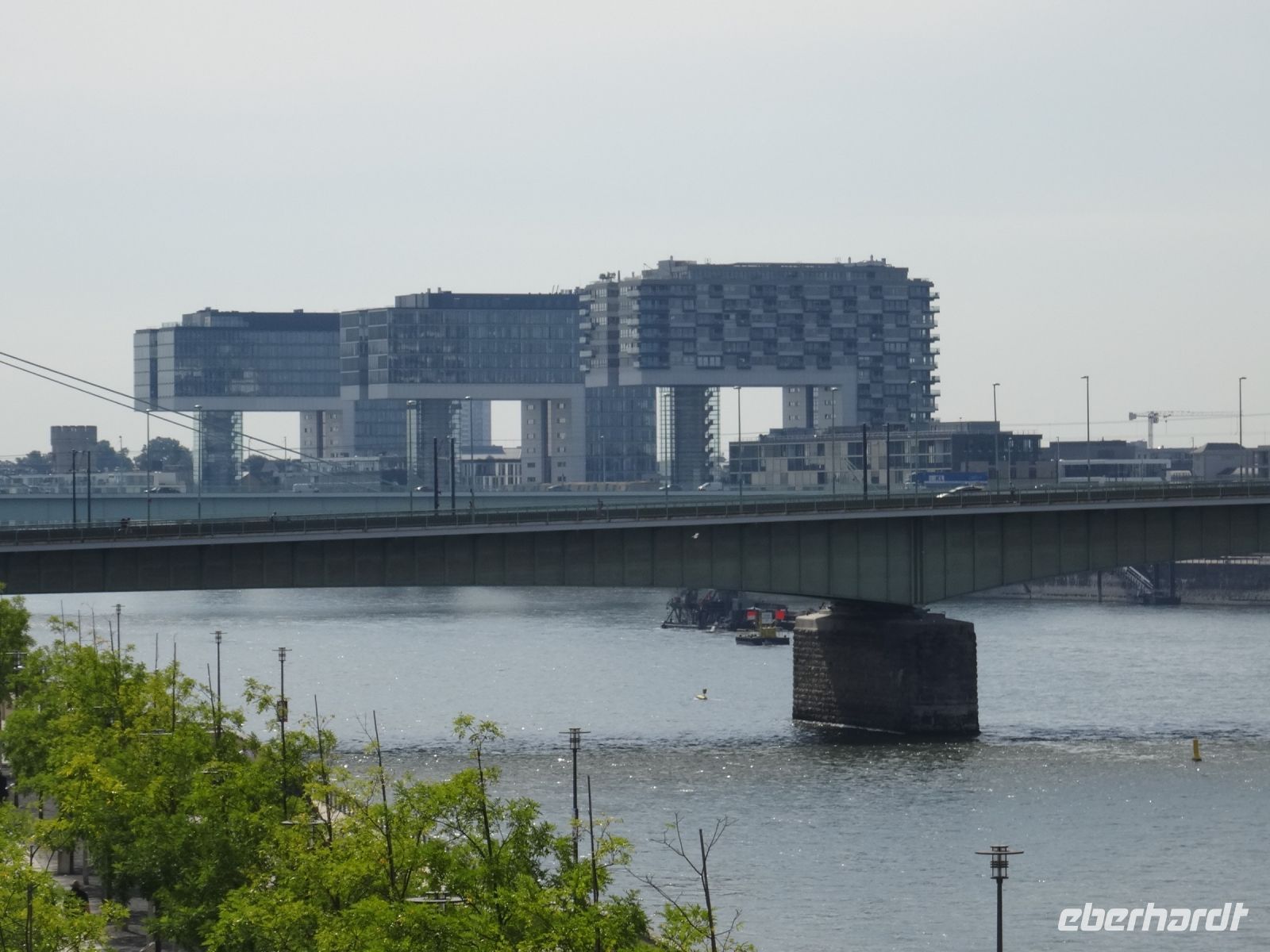 Köln - Blick auf die Kranhäuser