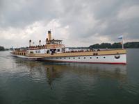 mit dem Schaufelraddampfer geht es zur Fraueninsel