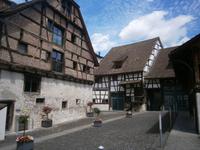 Idyllische Winkel der Stadt, hier der Innenhof des 