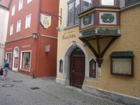 Schöne Häuser in einer Seitengasse der Stadt