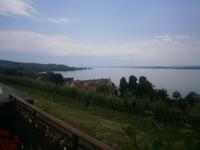Blick von der Brüstung der Wallfahrtskirche auf den Bodensee