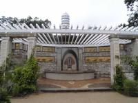 Brunnen im Rosengarten