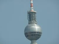 Fernsehturm + Kreuz, das 