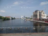 Oberbaumbrücke, Verbindung zwischen Friedrichshain + Kreuzberg
