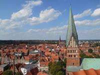 Lüneburg (Ausblick vom Wasserturm auf die Dächer der Stadt)