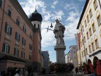 Nepomuk-Brunnen Max-Josefs-Platz Rosenheim