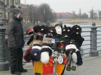 IMG_5323 russi. Verkäufer am Spreeufer - Kerstin Veit